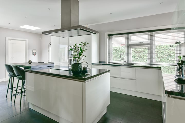 Photo 10 of Harderwijkerstraat 6