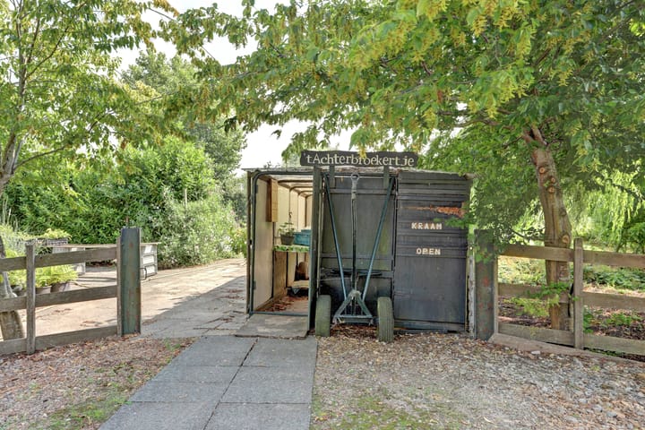 Photo 65 of Achterbroek 10