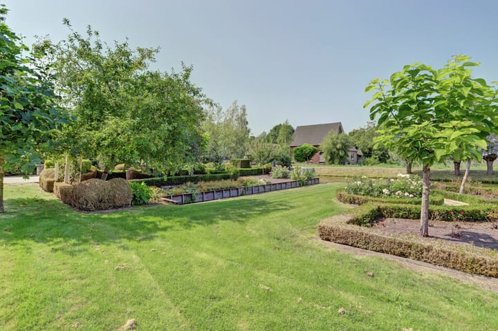 Photo 86 of Achterbroek 10