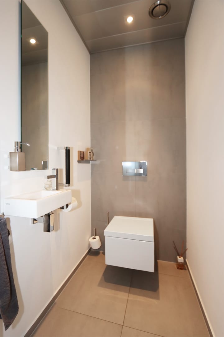 Photo 15 of Zevenheuvelenweg 10-F