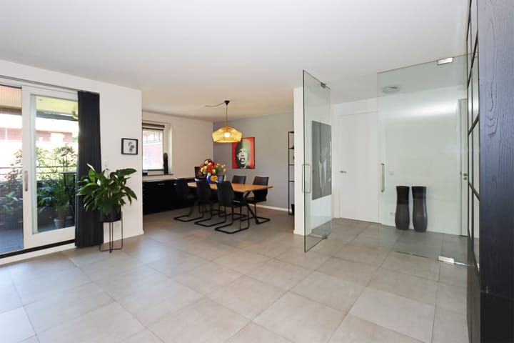 Photo 17 of Zevenheuvelenweg 10-F