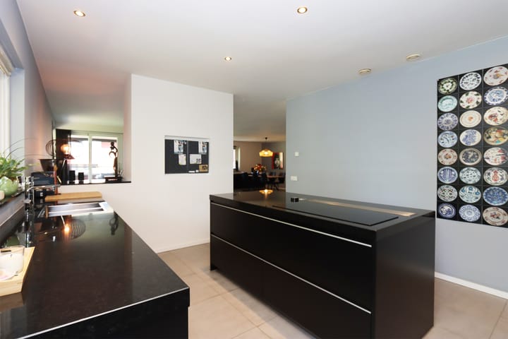 Photo 24 of Zevenheuvelenweg 10-F