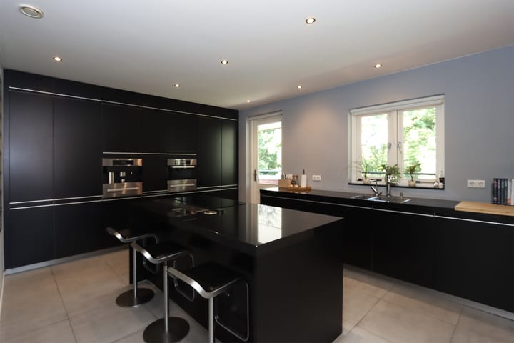 Photo 25 of Zevenheuvelenweg 10-F