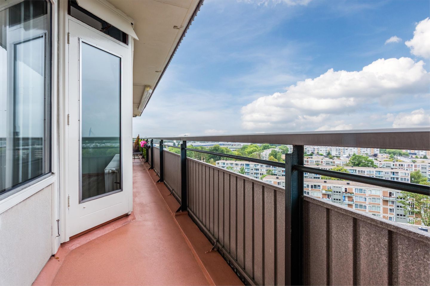 Foto 14 van Livingstonelaan 1174