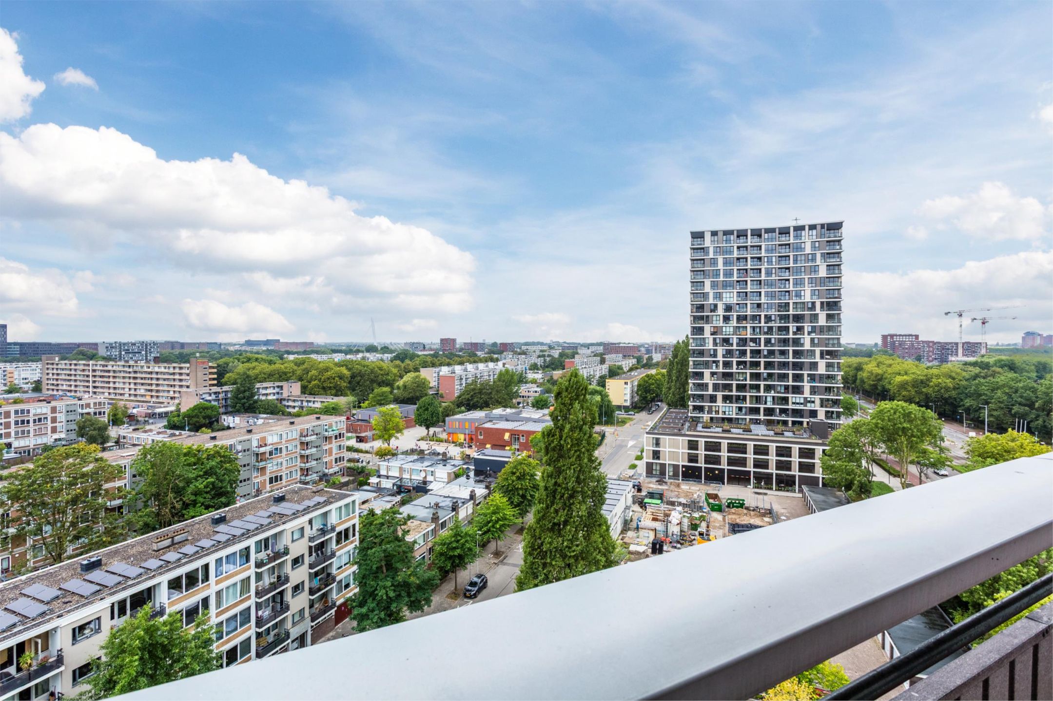 Foto 15 van Livingstonelaan 1174