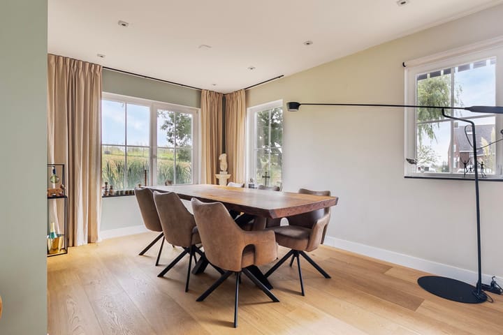 Photo 34 of Waverdijk 12