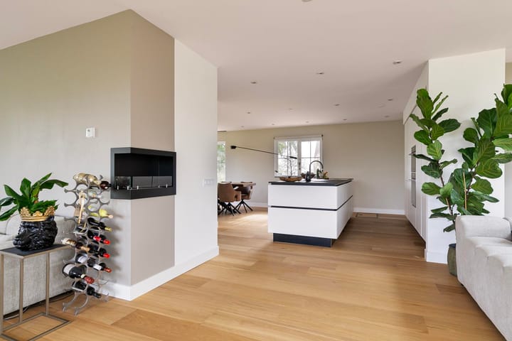 Photo 27 of Waverdijk 12