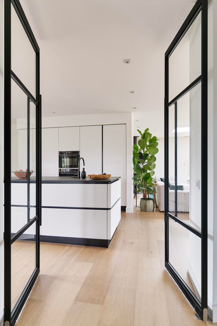 Photo 18 of Waverdijk 12