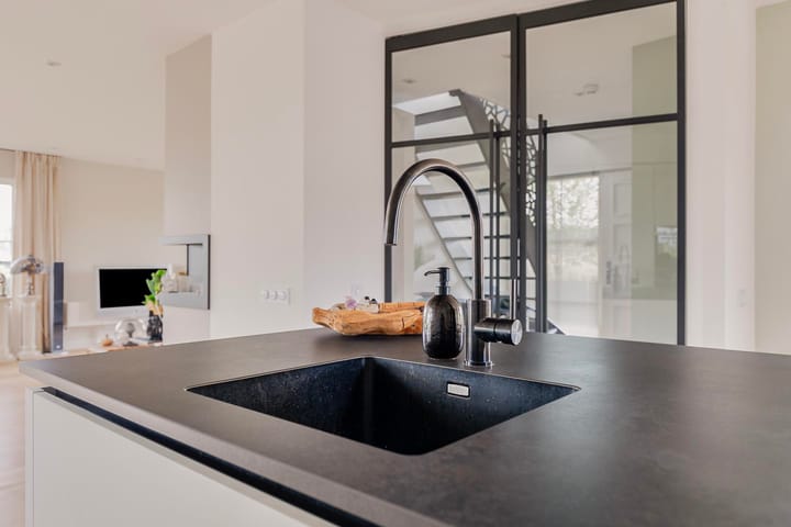 Photo 32 of Waverdijk 12