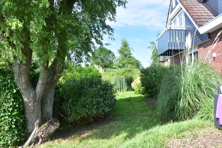 Photo 10 of Waverdijk 12