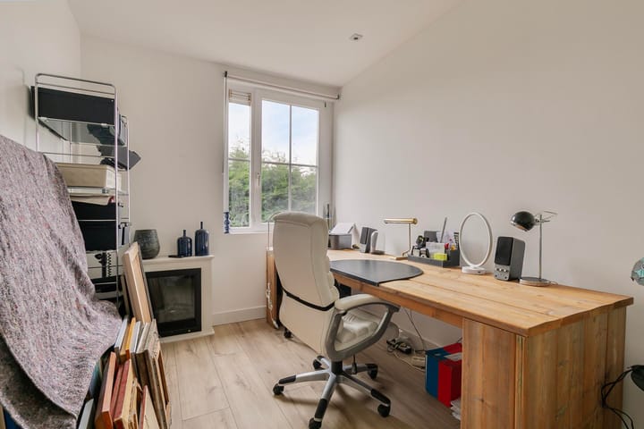 Photo 52 of Waverdijk 12