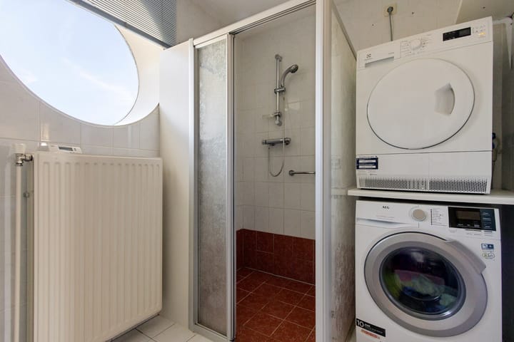 Photo 17 of Koevordermeerstraat 9