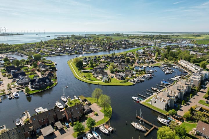 Photo 22 of Koevordermeerstraat 9