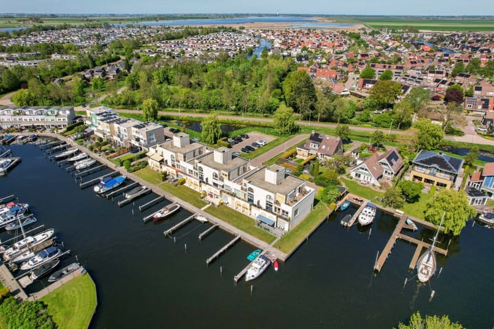 Photo 25 of Koevordermeerstraat 9