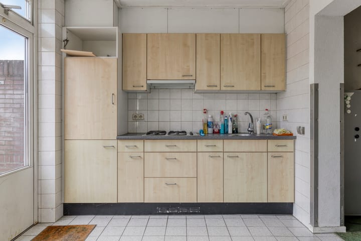 Photo 13 of Diepenbrockstraat 29