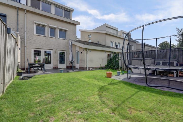 Foto 39 van Wilhelmina Sangersstraat 67