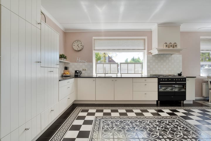 Foto 8 van De Widtstraat 15