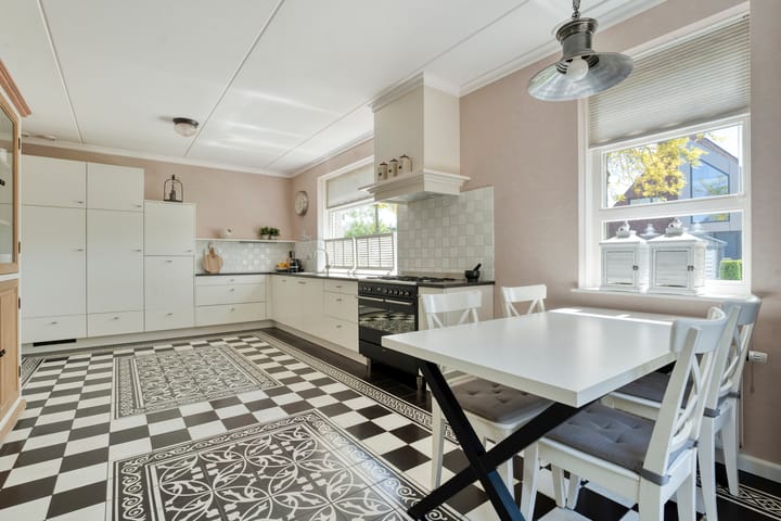 Foto 13 van De Widtstraat 15