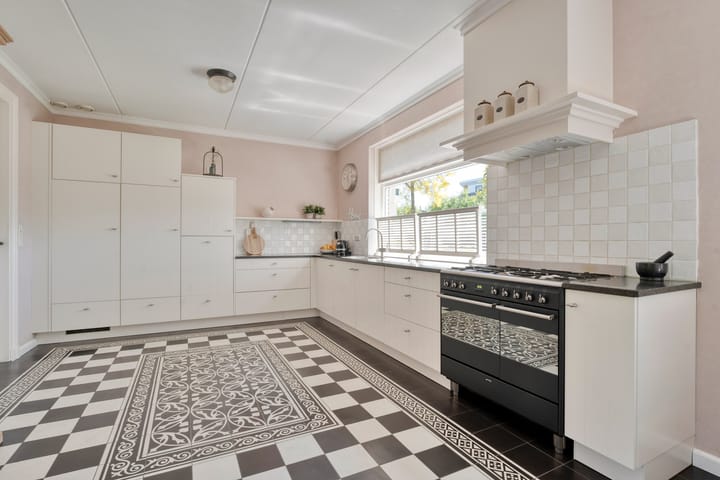 Foto 10 van De Widtstraat 15