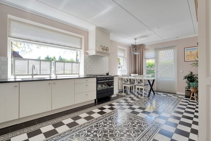 Foto 9 van De Widtstraat 15