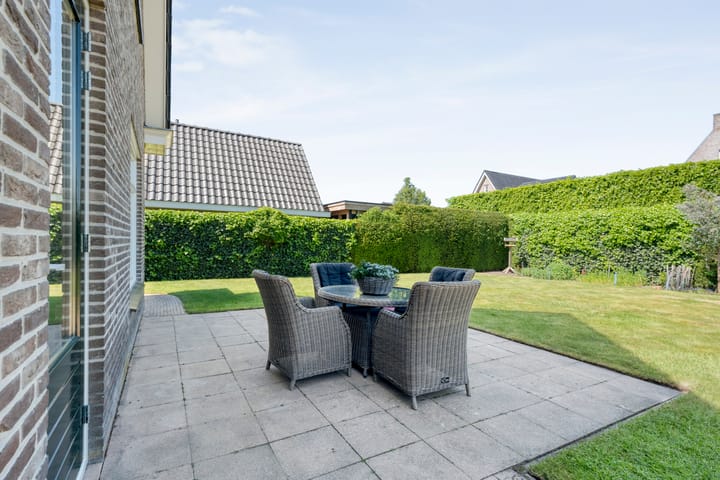 Foto 45 van De Widtstraat 15