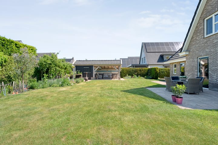 Foto 46 van De Widtstraat 15