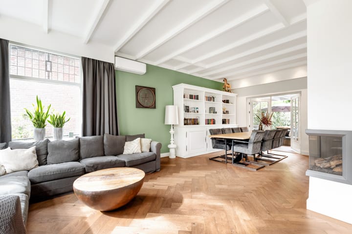 Photo 2 of Schoolstraat 8