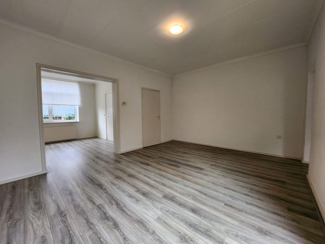 Photo 2 of Emmaweg 14