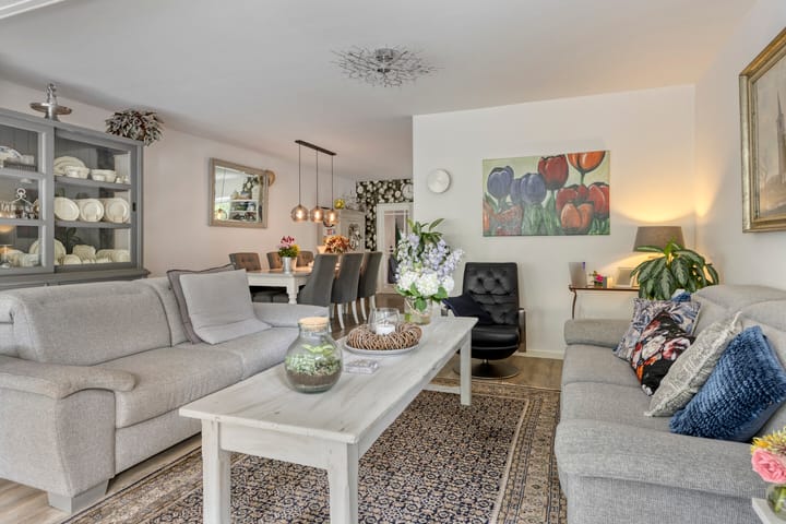 Photo 2 of Geesterwijk 30