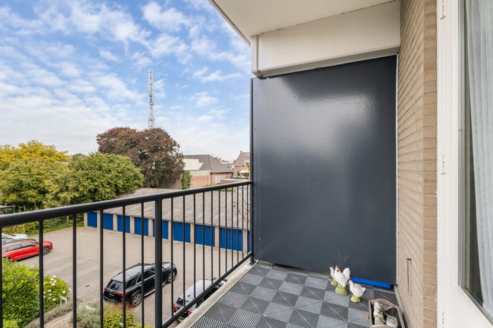 Foto 38 van Spoorlaan 9