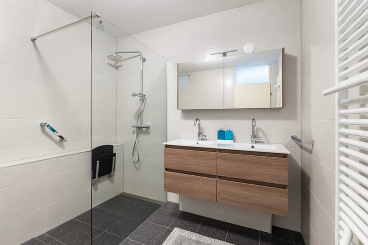 Foto 42 van Spoorlaan 9