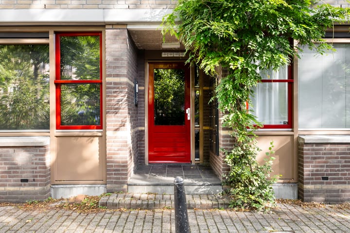 Foto 3 van Pastoor van Nuenenstraat 8