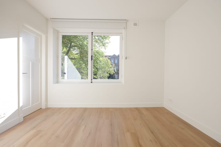 Photo 3 of Hoofdweg 63-2