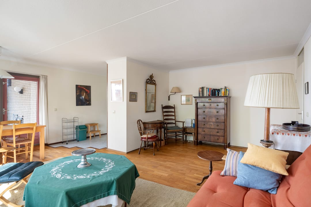 Foto 8 van Pastoor van Nuenenstraat 8