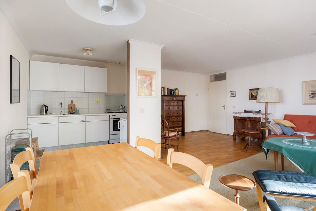 Foto 11 van Pastoor van Nuenenstraat 8