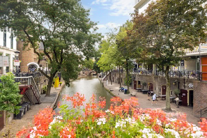 Foto 24 van Pastoor van Nuenenstraat 8