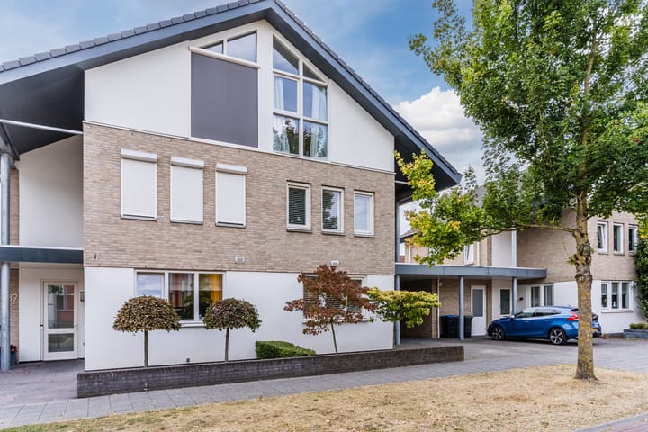 Photo 42 of Smelen 37