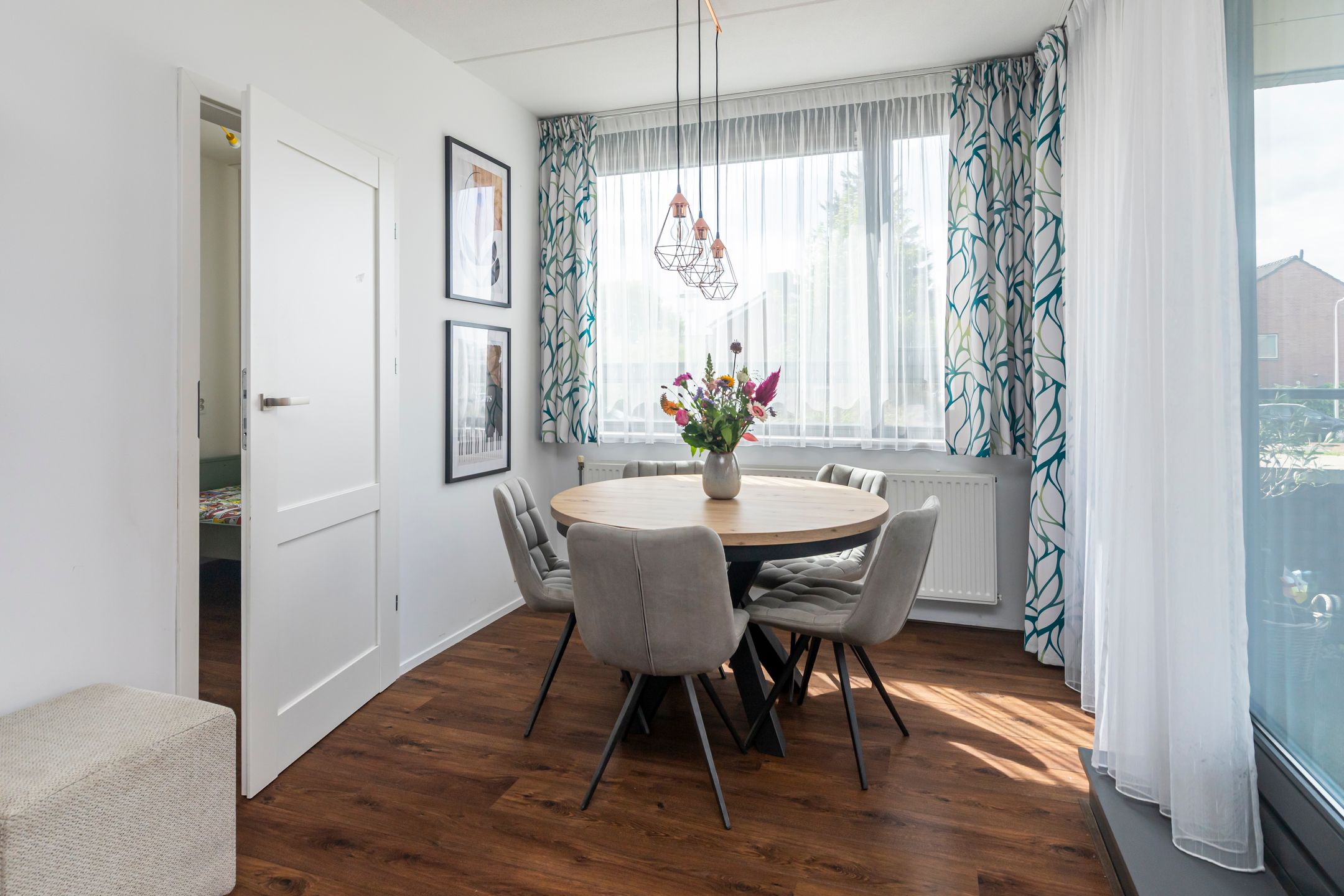 Foto 15 van Van Poeljestraat 74