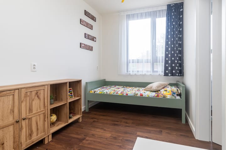 Photo 19 of Van Poeljestraat 74