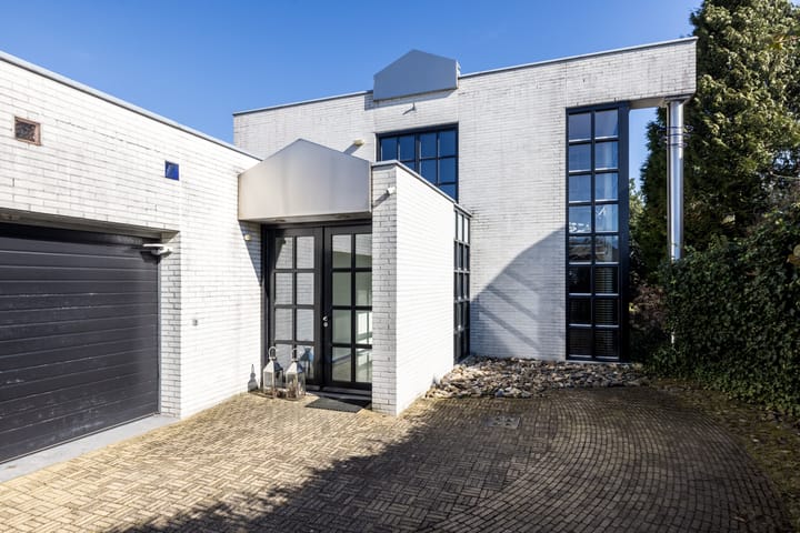 Foto 2 van Ruth Firststraat 15