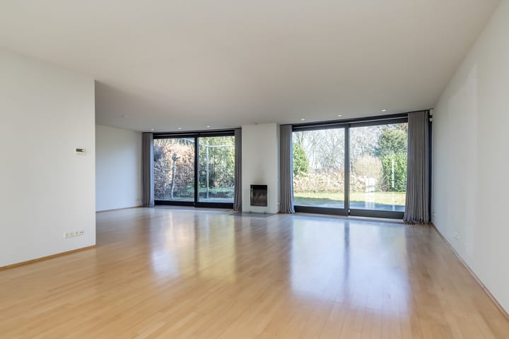 Foto 8 van Ruth Firststraat 15