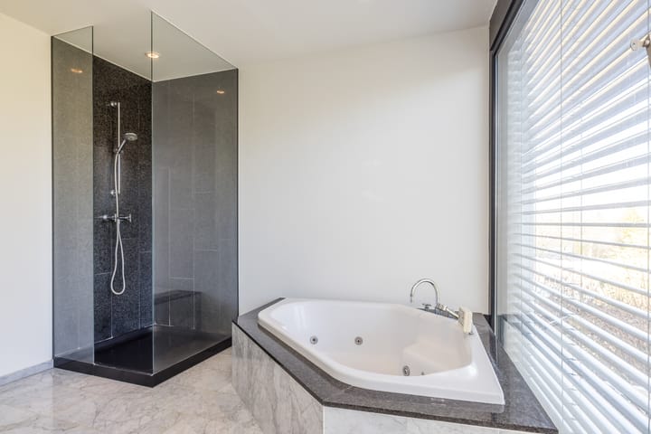 Foto 26 van Ruth Firststraat 15