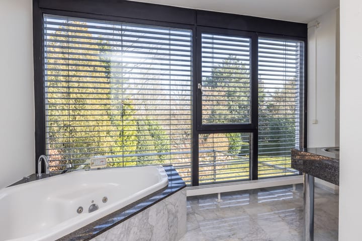 Foto 27 van Ruth Firststraat 15