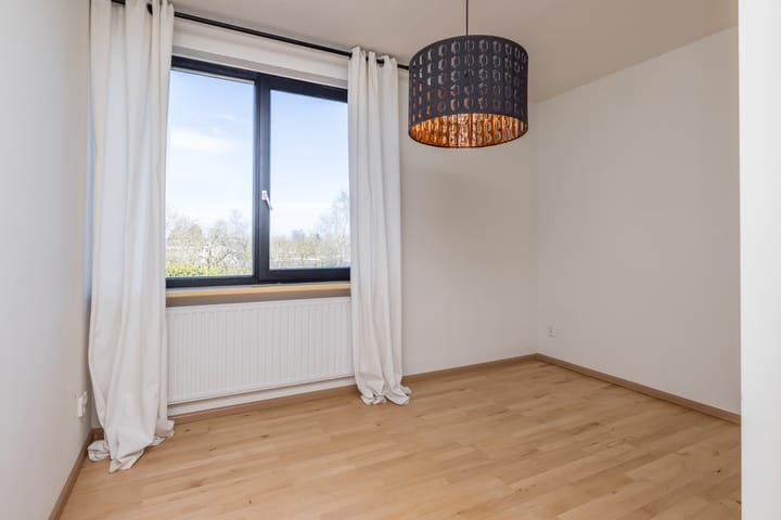 Foto 31 van Ruth Firststraat 15