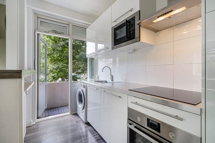 Photo 4 of Louis Bouwmeesterstraat 107