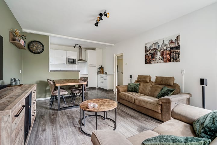 Foto 13 van Louis Bouwmeesterstraat 107