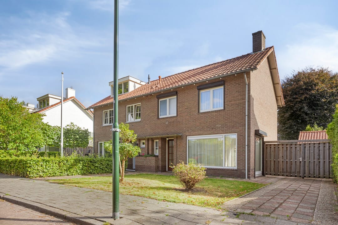 Photo 23 of Nassaustraat 10