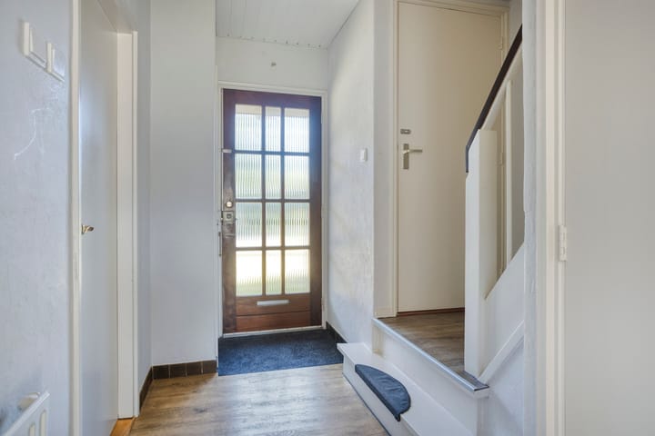 Photo 3 of Nassaustraat 10