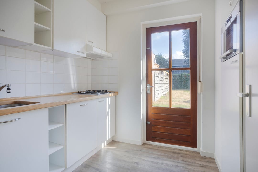 Photo 8 of Nassaustraat 10