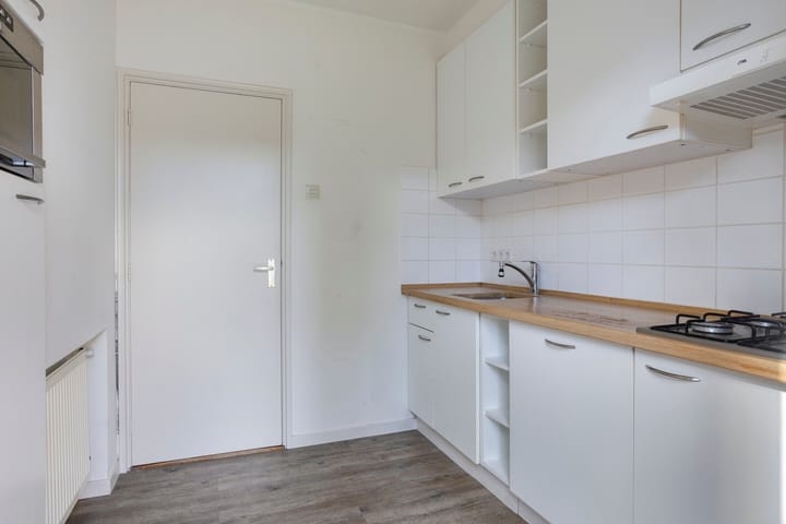 Photo 9 of Nassaustraat 10